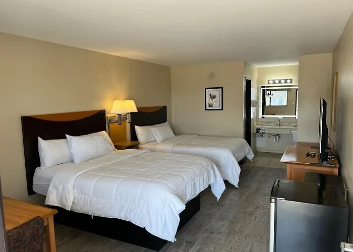 Four Winds Motel & Rv Park